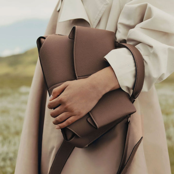 Sovereign Aura Handbag