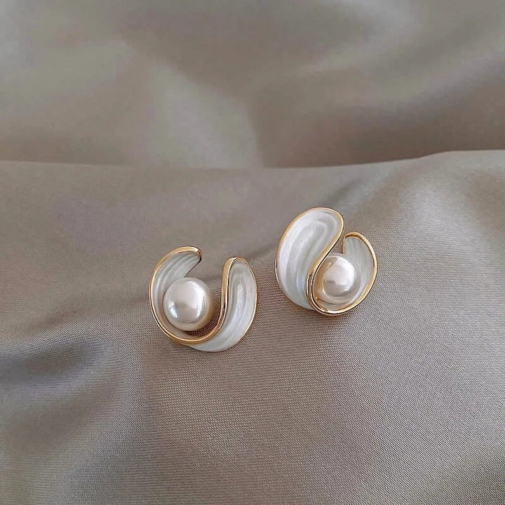 Liorie - Pearl Spiral Earrings