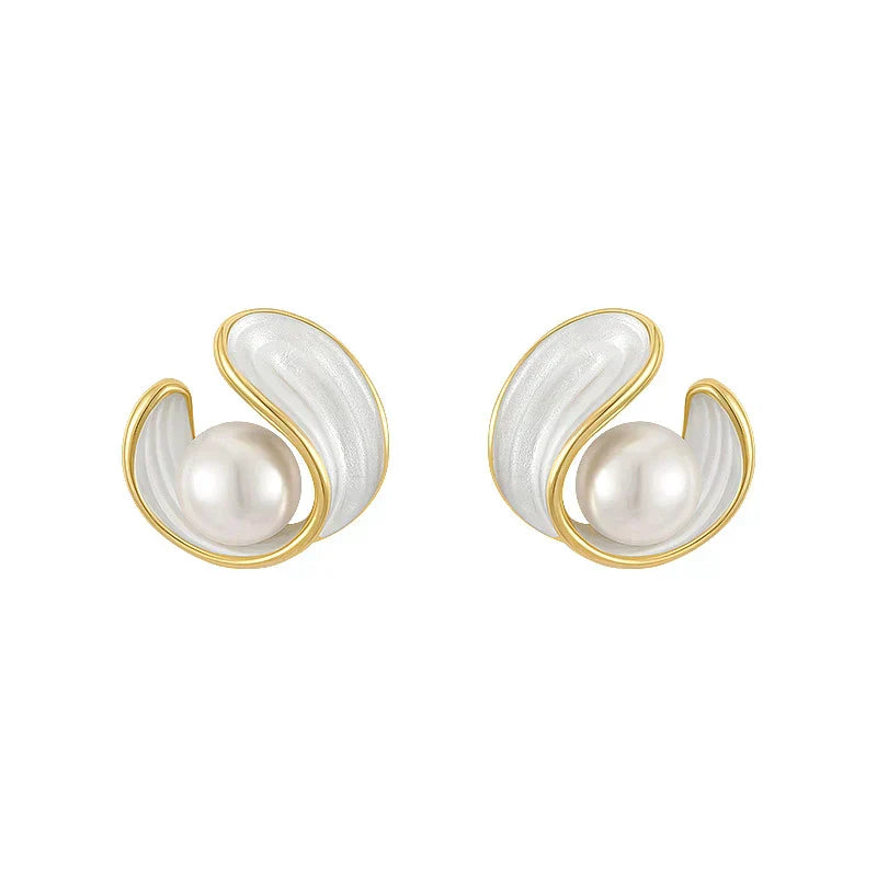Liorie - Pearl Spiral Earrings