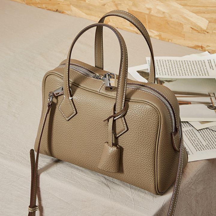 Obsidian Vale Handbag