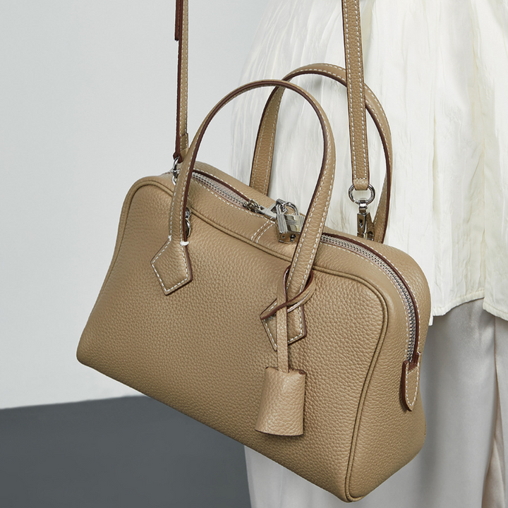 Obsidian Vale Handbag