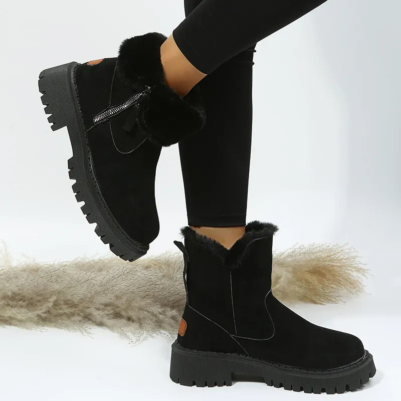 Maia | Suede-effect boot with lug sole