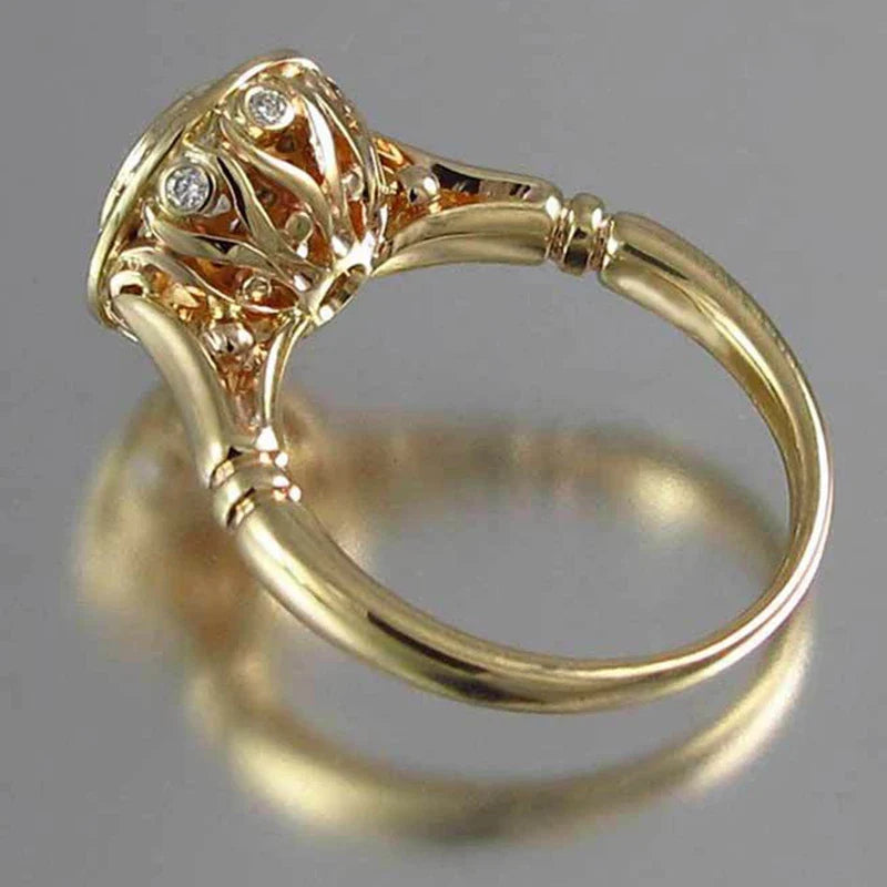 Angie - Timeless Sparkle Ring