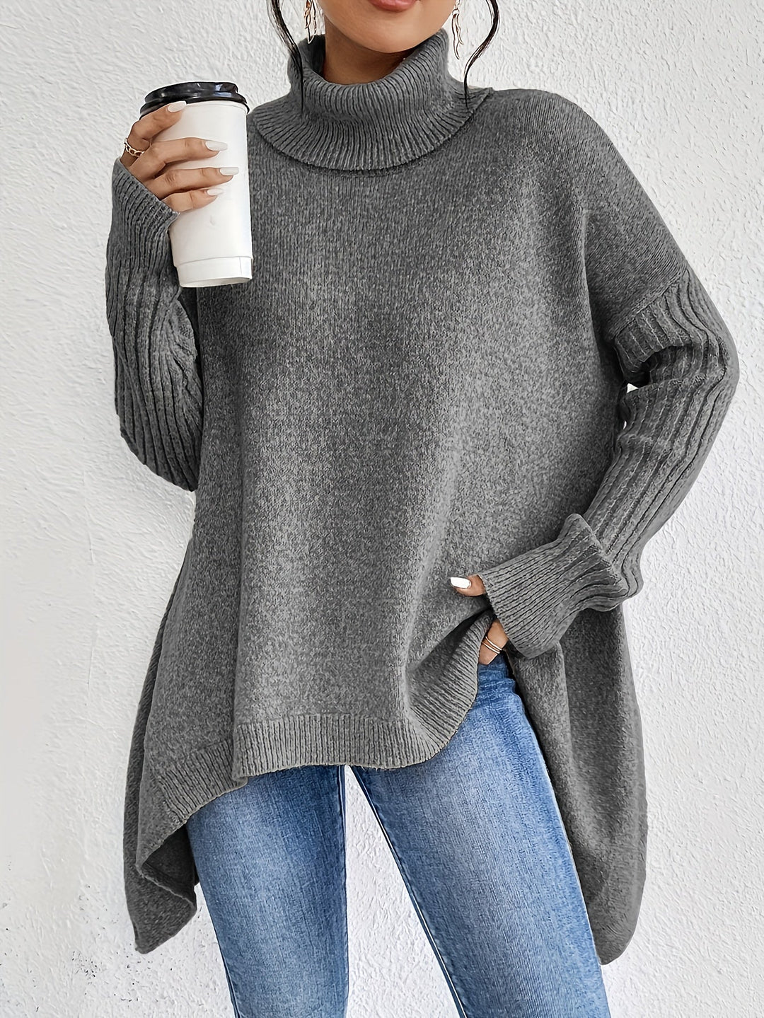 Isla | Luxurious oversized turtleneck sweater