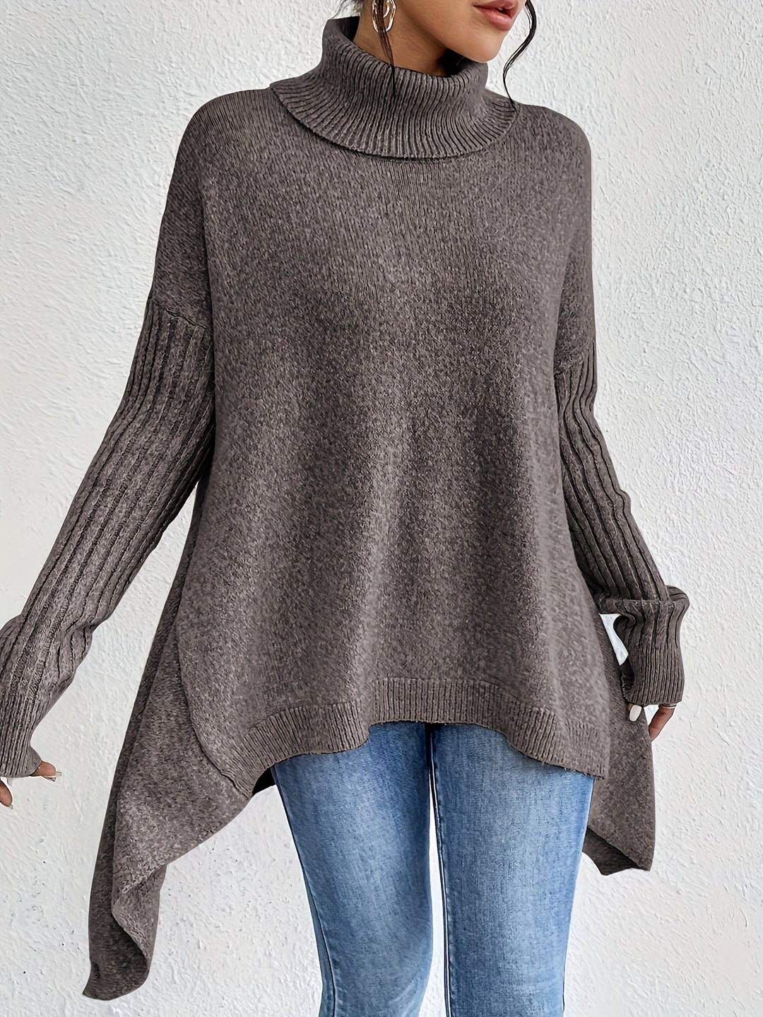 Isla | Luxurious oversized turtleneck sweater