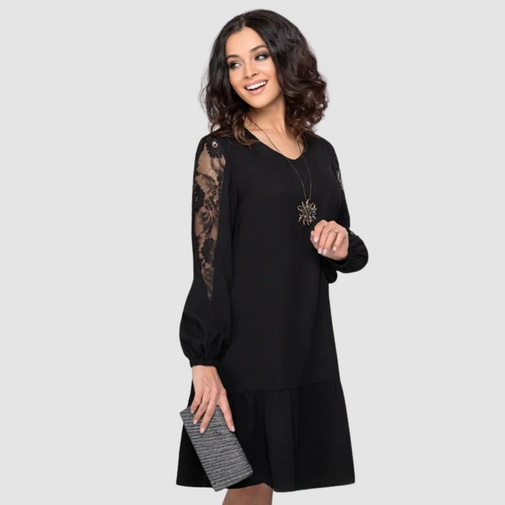 Lowri | Elegant midi dress with lace sleeves