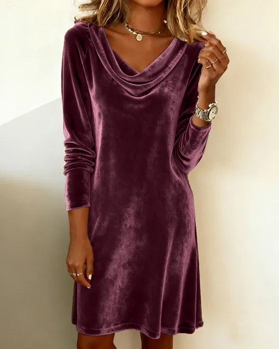 Frosina | Loose-fitting velvet dress