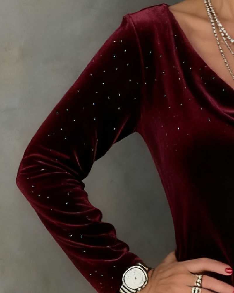 Aubrey | Straight dress with a shimmery finish