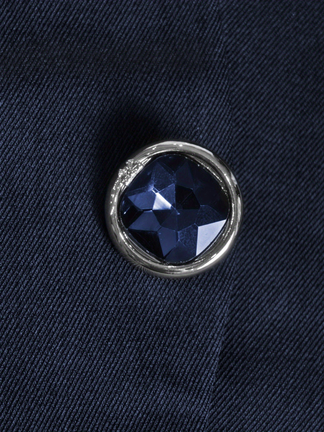 Adrielle's elegant outfit with blazer and trousers