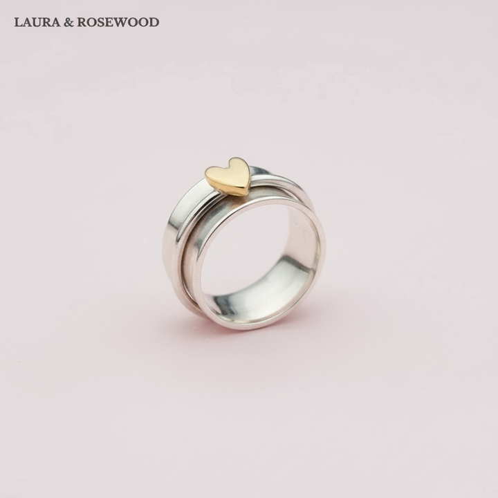 Gellie - Heart Embrace Ring