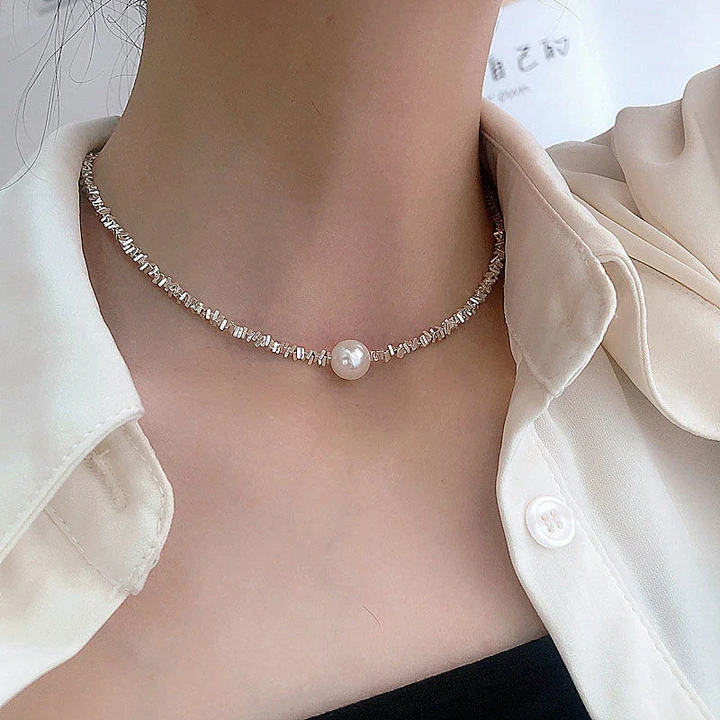 Marian - Dazzling Pearl Necklace